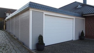 Geschlossener Carport