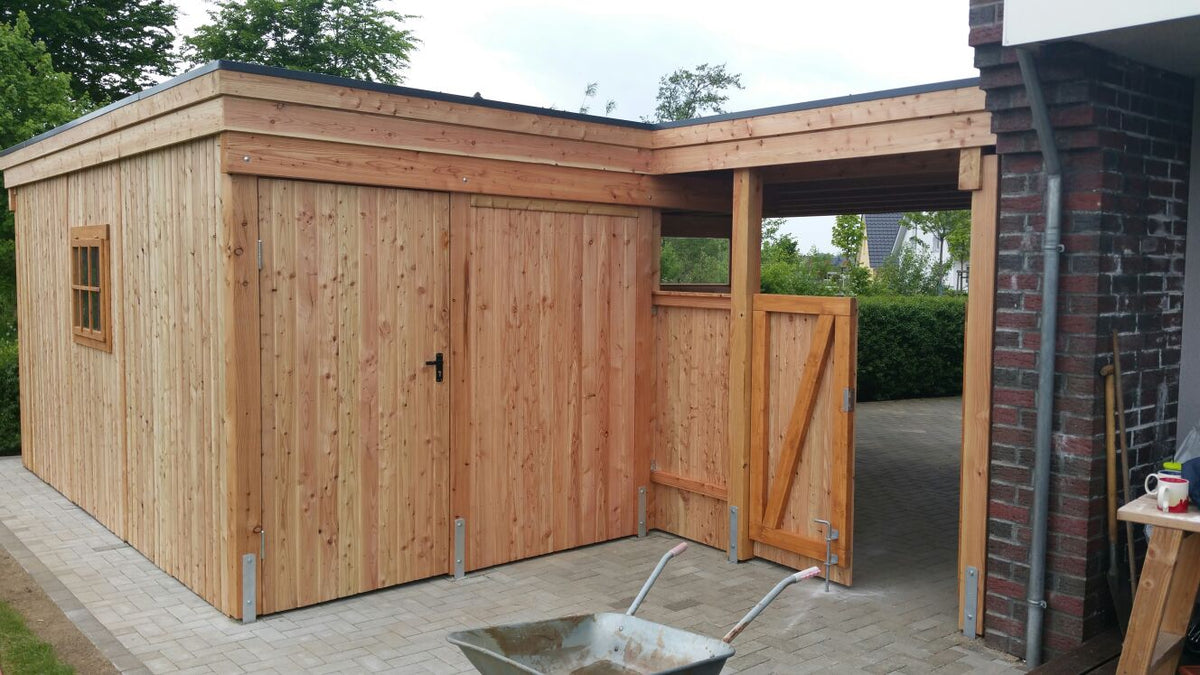 Als Anbau am Carport