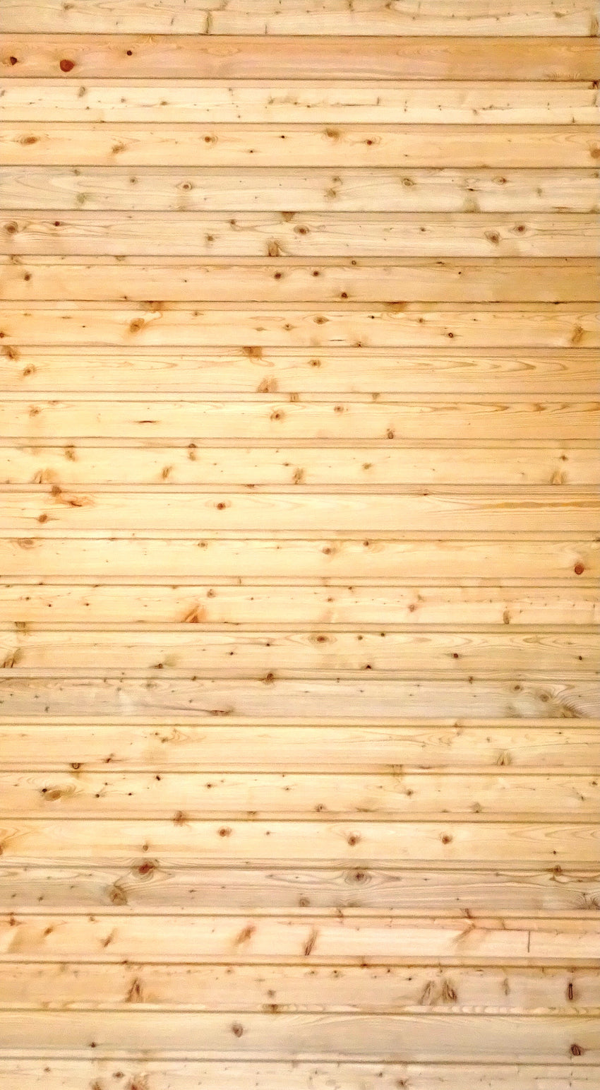 Rhombuszäune aus sibirischer Lärche, blickdicht, maßgefertigt - FREESE Holz