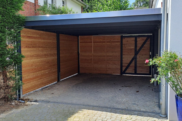 Modernes Carport KLARE LINIE - FREESE Holz 
