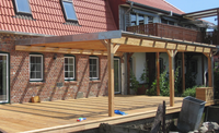 Terrassendach mit Wandanbau aus Glas (VSG) – maßgefertigt aus BSH