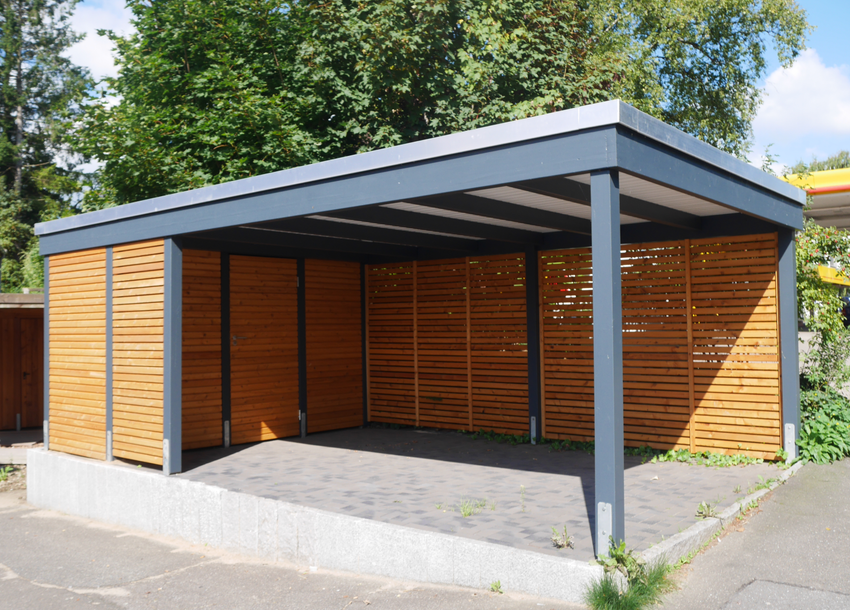 Modernes Gründach-Carport KLARE LINIE mit Abstellraum (Einzelcarport) - FREESE Holz 