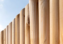 Laden Sie das Bild in den Galerie-Viewer, Sichtschutzzaun aus haltbarer Fichte SCHEERER Element Garbsen - FREESE Holz 
